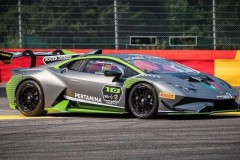 Cận cảnh xe đua Lamborghini Huracan phiên bản kỷ niệm