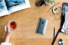 XZ2 Premium là chiếc smartphone cao cấp có khối lượng nặng nhất