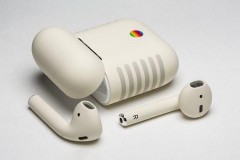Ngắm tai nghe AirPods sơn màu với thiết kế Macintosh cổ điển