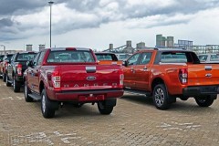 Ôtô "ngoại" ồ ạt quay lại thị trường ô tô Việt Nam