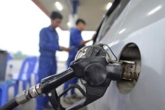 Thuế xăng tăng kịch khung 4.000 đồng/lít tháng 10 tới?