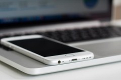 Apple nộp bằng sáng chế "sạc pin cảm ứng giữa các thiết bị điện tử"