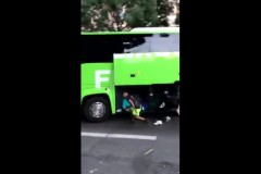 Xem cảnh "cướp ngày" trắng trợn tại Pháp sau chiến thắng World Cup 2018