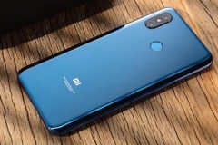 Xiaomi Pocophone F1 "cháy hàng" sau 5 phút vì mức giá quá rẻ