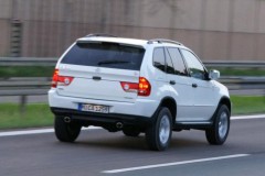 Ai “tiếp tay” cho ô tô Trung Quốc “nhái”?