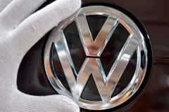 Volkswagen sẽ triệu hồi 124.000 xe do sử dụng kim loại có thể gây ung thư