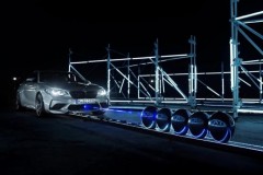 BMW M2 Competition lập kỷ lục khi bắn vỡ 79 quả bóng chỉ trong 1 phút