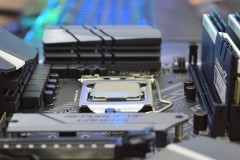 Rò rỉ thông số cấu hình của chip Intel Coffee Lake Refresh