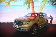 Ford Everest Titanium có gì ưu việt để thu hút khách hàng?