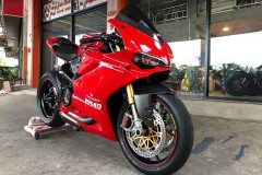 Ducati Panigale 1299S bản độ căng đét với dàn option hàng hiệu