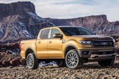 Ford Ranger 2019 giá từ 567 triệu đồng, trang bị thể thao hơn