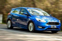 Giá xe Ford Focus bất ngờ giảm sâu, quyết đấu xe Nhật, Hàn