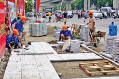 Hà Nội: Không được phép triển khai tràn lan dự án lát đá vỉa hè