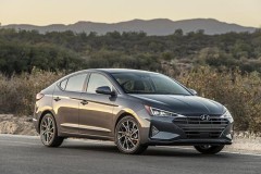 Hyundai Elantra 2019 thay đổi lớn ở thiết kế, danh sách trang bị cũng dài hơn