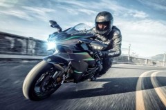 Kawasaki Ninja H2 2019 có công suất lên tới 231 mã lực trình làng