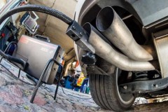 Mazda, Suzuki vướng bê bối gian lận khí thải