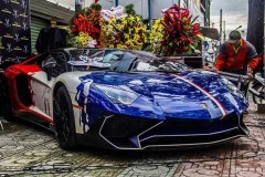 Siêu xe Lamborghini Aventador LP750-4 SV của Minh Nhựa tái xuất trên đường phố
