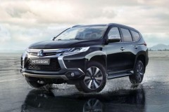 Mitsubishi Pajero Sport Diesel 4×2 AT giá 1,062 tỷ đồng tại Việt Nam