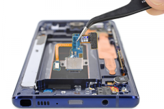 iFixit đánh giá Galaxy Note 9 đạt 4/10 điểm sửa chữa