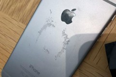 Mỹ áp dụng đổi trả iPhone cũ cho chính Apple