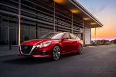 Nissan giới thiệu tính năng nhắc nhở tình trang hay bỏ quên đồ đạc