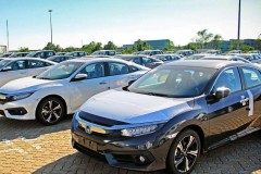 Giá xe bất ngờ giảm sâu, nhưng tiêu thụ vẫn không như mong muốn