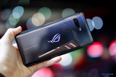 Smartphone chuyên game Asus ROG phone có giá khoảng khoảng 21,6 triệu đồng