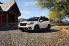 Subaru Forester 2019 có mức giá khởi điểm từ 24.295 USD tại Mỹ