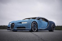 Thử lái Bugatti Chiron phiên bản Lego được ghép từ hơn 1 triệu mảnh ghép