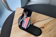 Chi tiết đế sạc không dây đôi được Samsung tặng kèm khi ra đặt mua Note 9