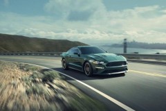 Giá bán của Mustang tăng nhẹ, trong khi Camaro đang được giảm giá