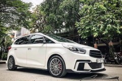 Xe giá rẻ Kia Rondo độ bodykit siêu hầm hố ở Sài Gòn