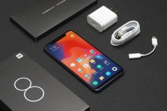 Xiaomi Mi 8 sẽ có thêm phiên bản 8GB RAM và 128GB lưu trữ