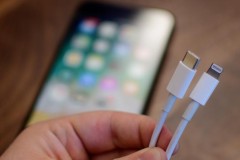 Apple cho phép các bên thứ 3 sản xuất cáp sạc USB-C to Lightning