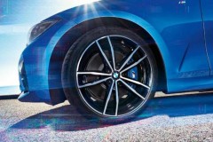 BMW lại tiếp tục tung hình ảnh nhá hàng rõ ràng hơn 3-Series hoàn toàn mới