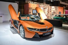 BMW i8 Roadster vẫn bỏ ngỏ khả năng ra mắt khách Việt