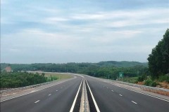 Cao tốc 34.000 tỷ đồng đầu tiên tại miền Trung chuẩn bị thông xe