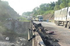 Cao tốc Nội Bài - Lào Cai tạm thông xe sau vụ cháy xe chở xăng làm hỏng cầu Ngòi Thủ