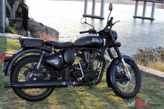 Royal Enfield Classic 500 ABS giá 68 triệu đồng được trang bị những gì?