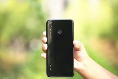Đánh giá nhanh về cấu hình cũng như thiết kế của Honor 8X