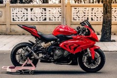 Độc đáo Benelli BN600i độ thành BMW S1000RR tại Việt Nam