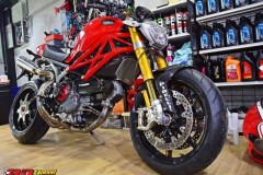 Ducati Monster 1100S độ cực chất với dàn chân khủng