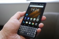 Facebook cáo buộc BlackBerry ăn cắp công nghệ nhắn tin bằng giọng nói