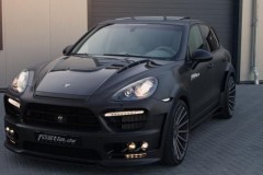 Porsche Cayenne trở nên hầm hố và dữ tợn hơn với gói độ của Fostla