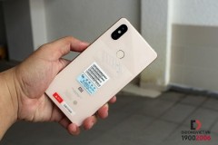 Sở hữu mức giá bán tầm trung, Xiaomi Mi 8 SE là thiết bị rất được săn đón
