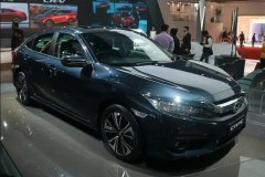 Honda Civic tại Ấn Độ có khác biệt gì về động cơ so với Việt Nam?