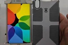 Lộ diện hình ảnh ốp lưng của bộ đôi iPhone XS Max và iPhone 9
