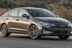 Hyundai Elantra 2019 sẽ được bán ra thị trường Mỹ vào cuối năm với 8 phiên bản