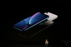 Apple tung ra iPhone Xr với giá bán rẻ nhất, kích thước 6.1 inch thiết kế "tai thỏ"