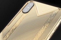 Ngắm iPhone XS Max với phần mặt lưng được làm bằng vàng nguyên chất